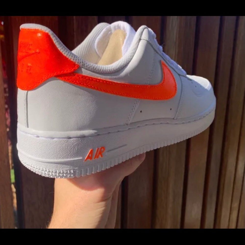 Men Nike Air Force 1s - Picture 2 of 3